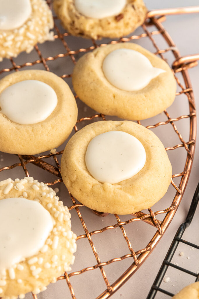 Cookies filled with white icing.