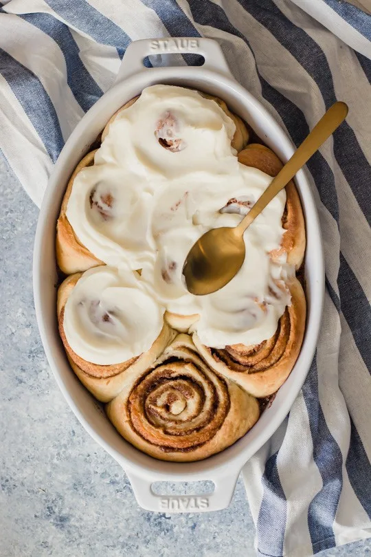 They're light, fluffy, and incredibly soft with a perfectly sweet, spicy, and buttery filling. These homemade cinnamon rolls really are the best! || Good Things Baking Co. #goodthingsbaking #cinnamonrolls #brunchrecipes #sweetrolls #breakfastideas #holidaybaking #holidaybreakfast 