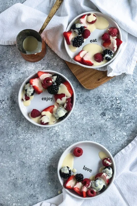 Crème Anglaise is a classic creamy custard sauce, lightly sweet and perfect for pouring over any dessert or fruit. || Good Things Baking Co. #cremeanglaise #custard #dessertrecipe #pudding