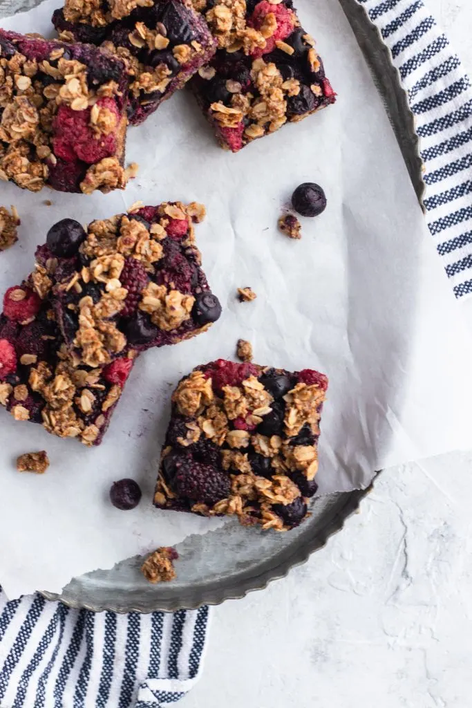 Healthy Berry Breakfast Bars