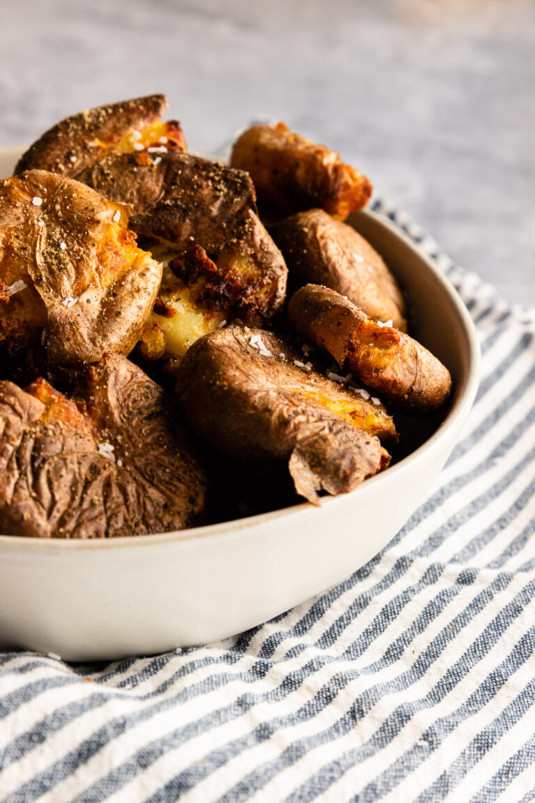 How to Make Air Fryer Smashed Potatoes