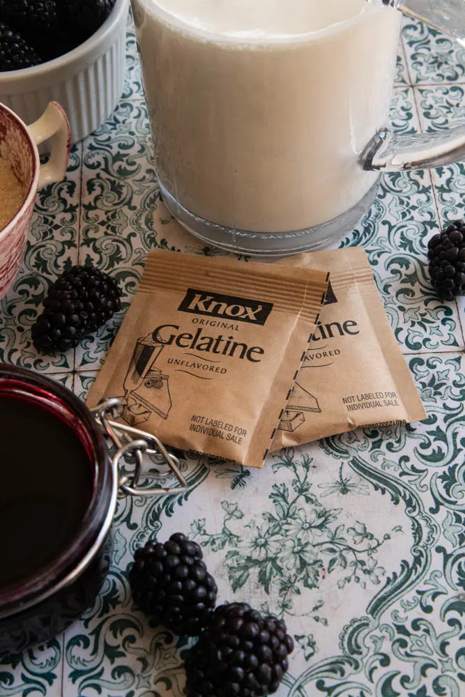Packs of unflavored gelatin to thicken the panna cotta.